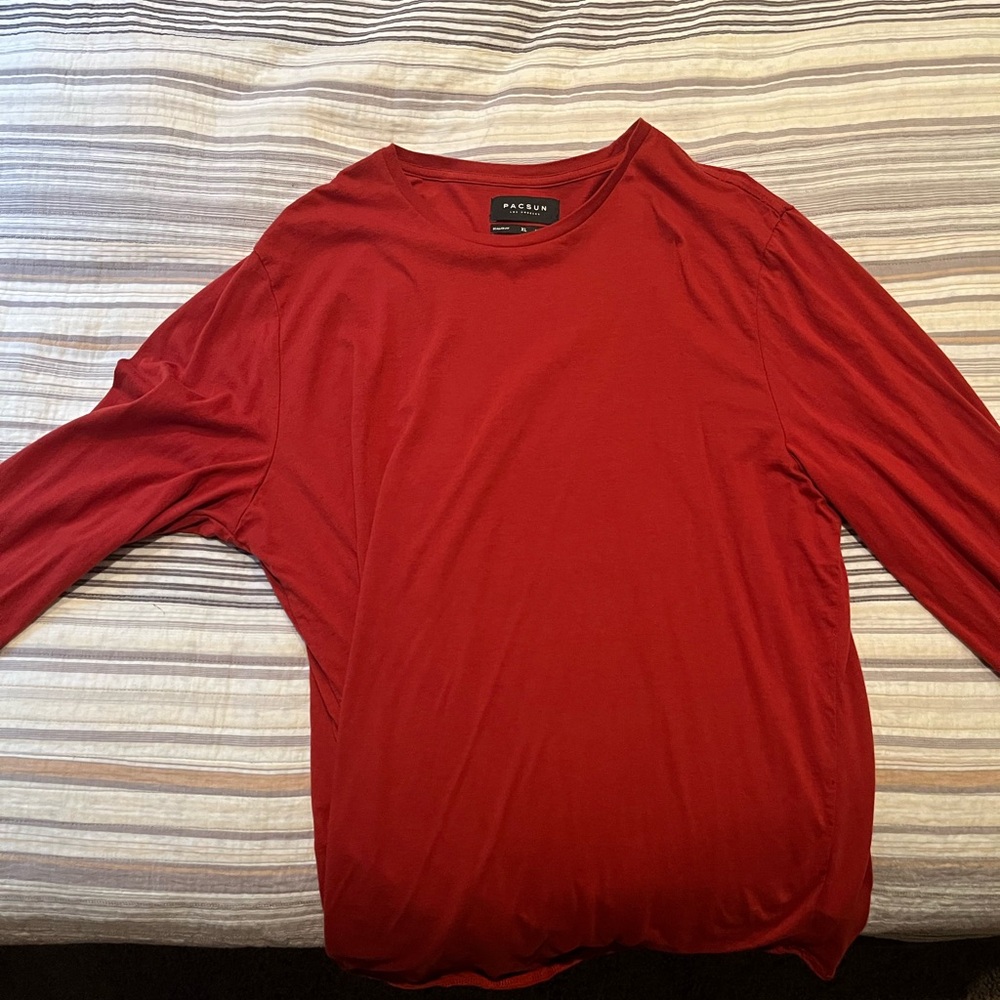 PacSun Scarlet Crew Neck Tee